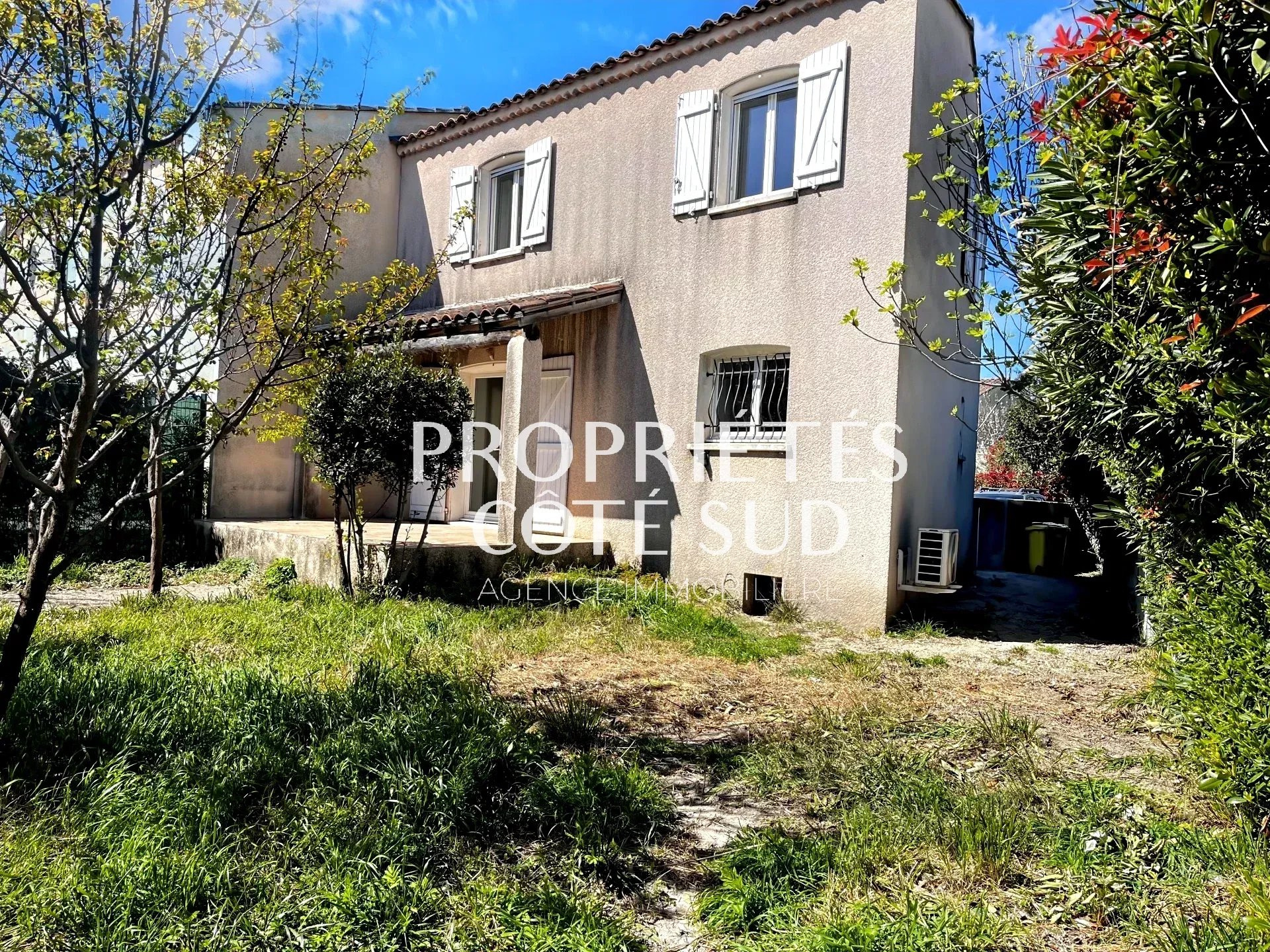 Appartement à vendre à Entraigues sur la sorgue, 80 m², 4 pièces – photo 2 sur 9
