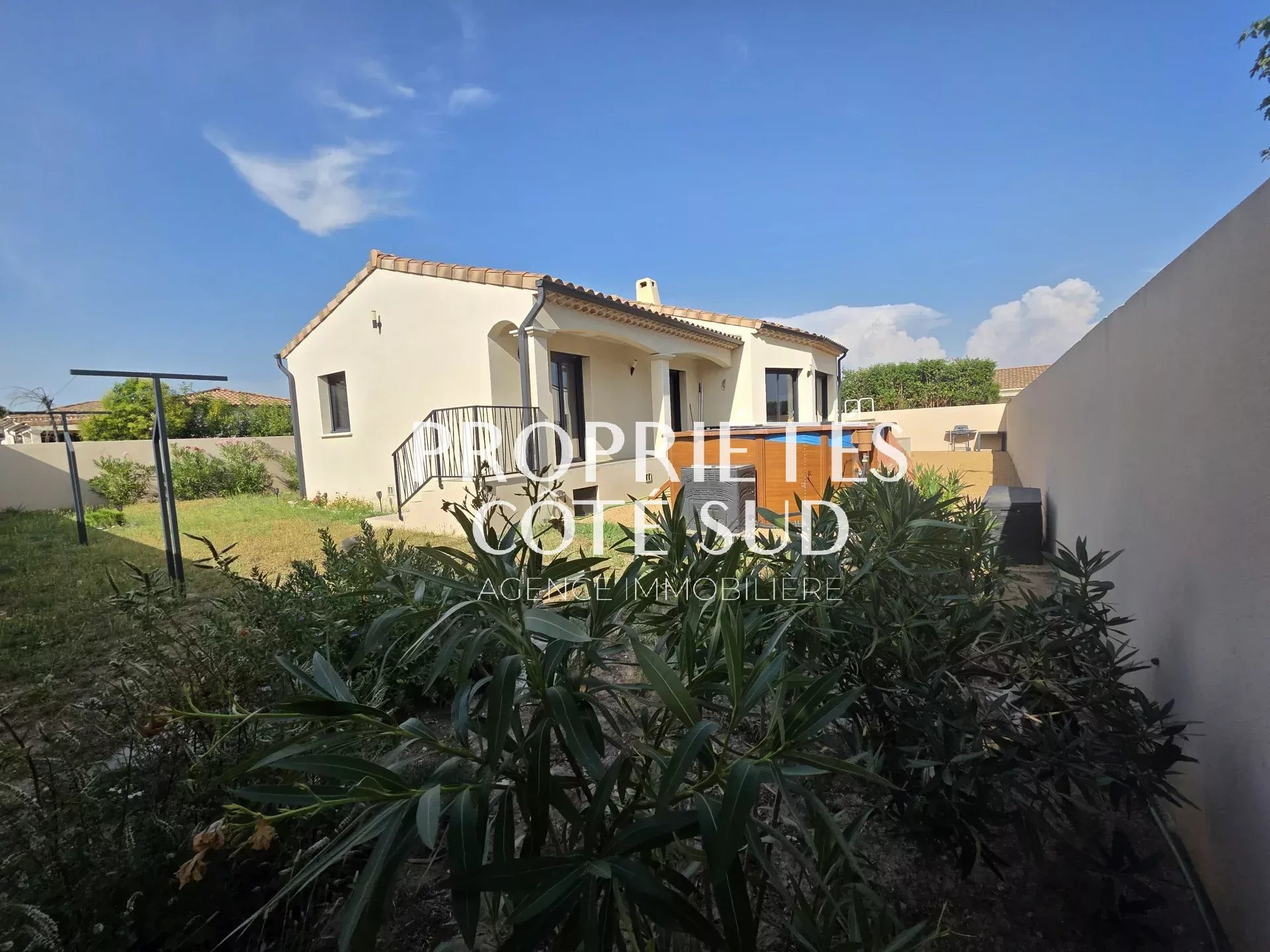 Maison à vendre à Laudun l ardoise, 91 m², 4 pièces – photo 3 sur 15