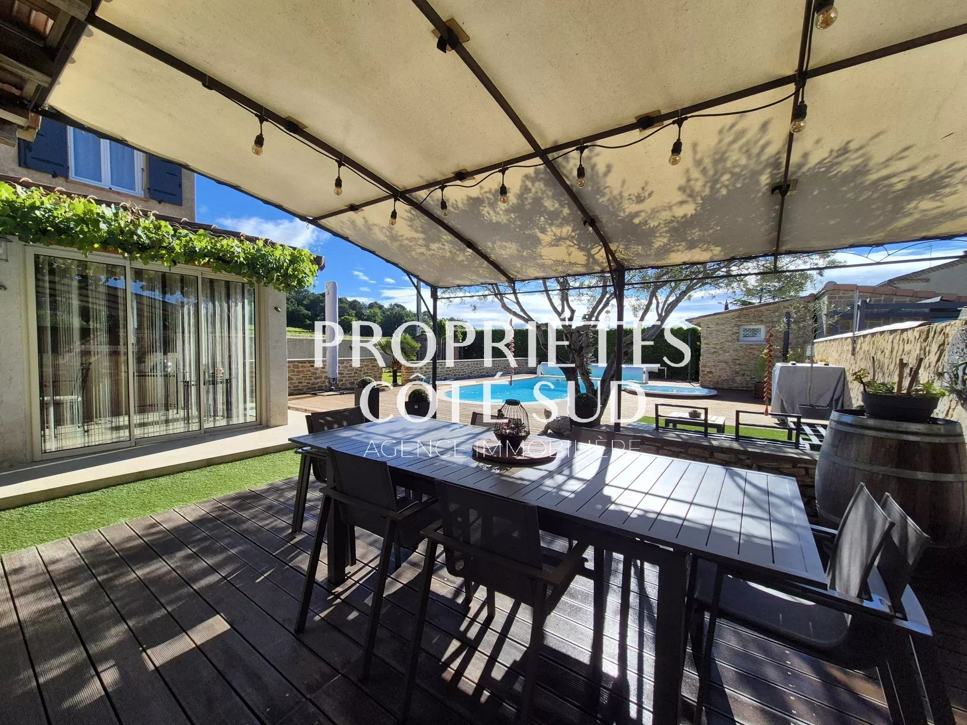 Maison à vendre à Laudun l ardoise, 130 m², 5 pièces – photo 2 sur 11