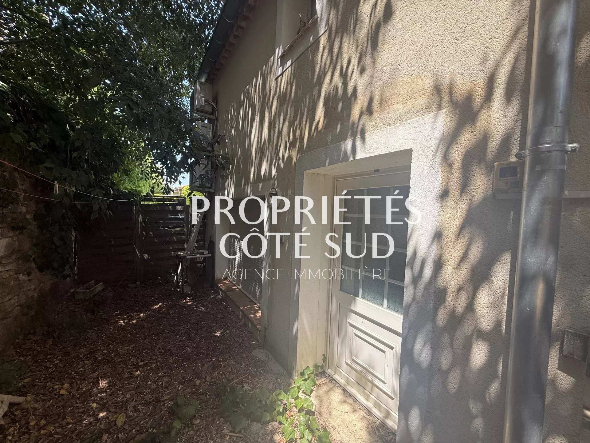 Maison à vendre à St victor la coste, 124 m², 4 pièces – photo 1 sur 8