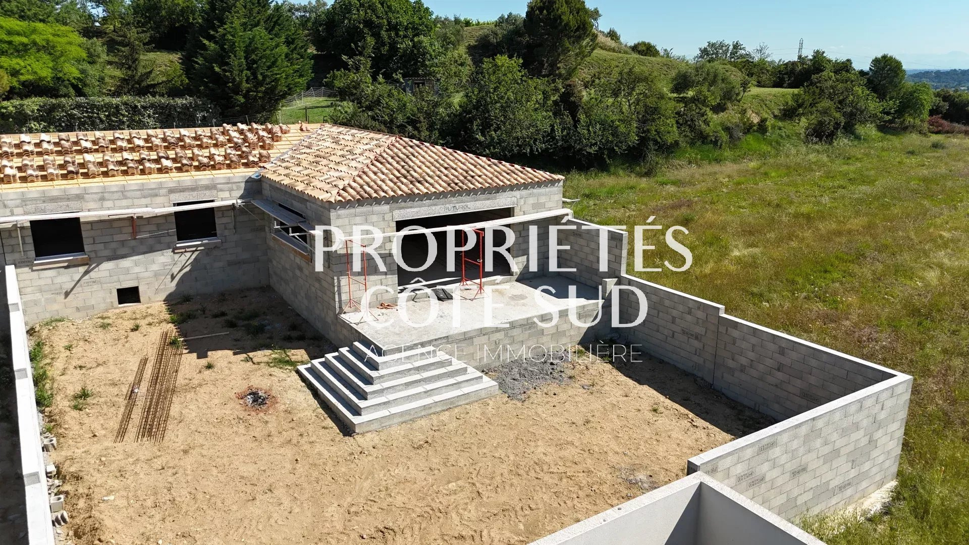 Appartement à vendre à St genies de comolas, 145 m², 4 pièces – photo 2 sur 12