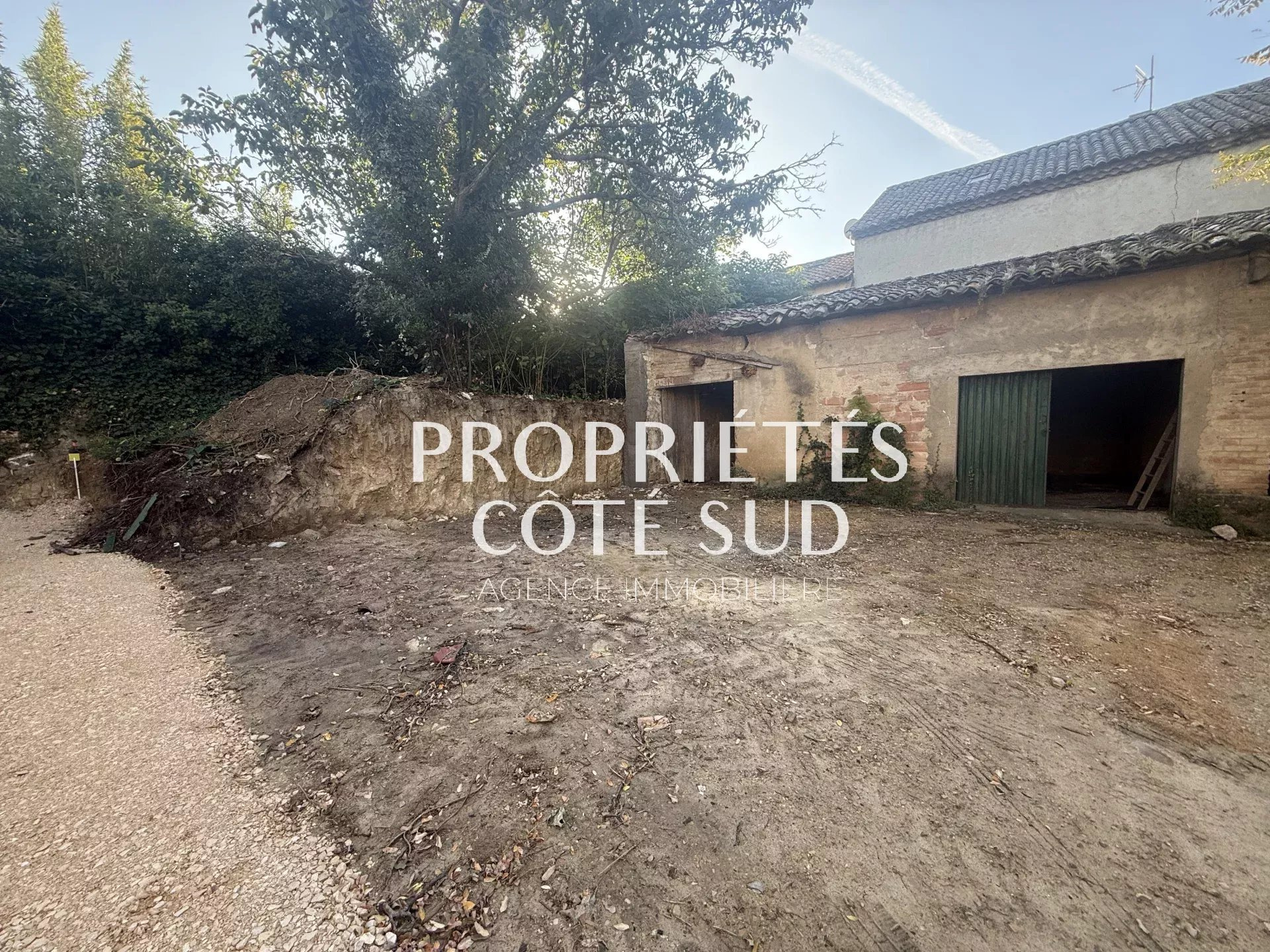 Maison à vendre à St genies de comolas, 40 m² – photo 1 sur 4