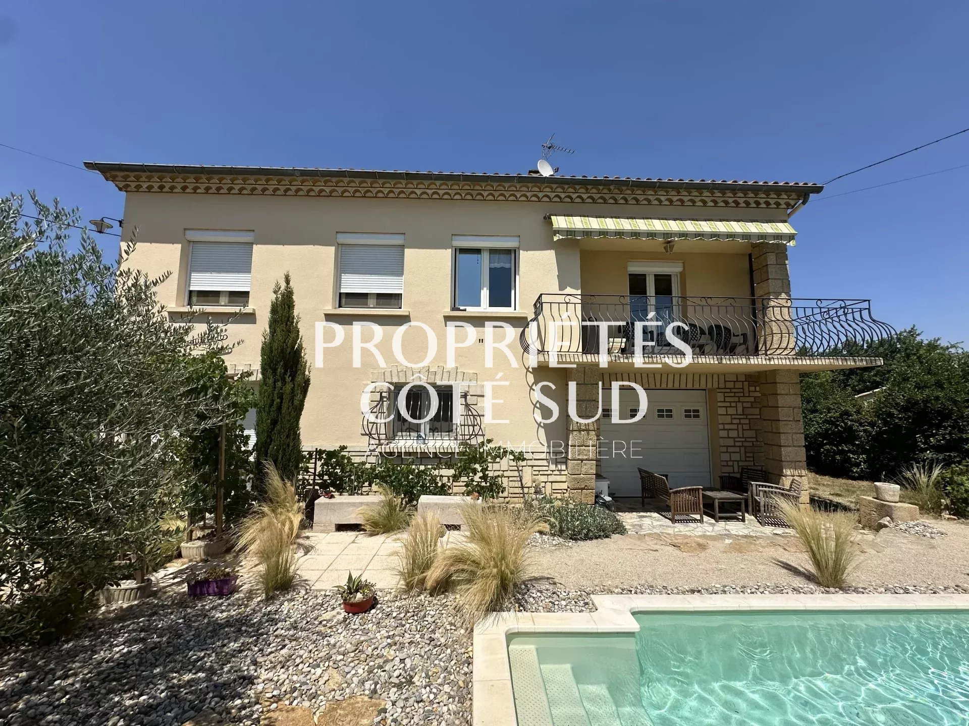 Maison à vendre à Laudun l ardoise, 135 m², 6 pièces – photo 3 sur 19