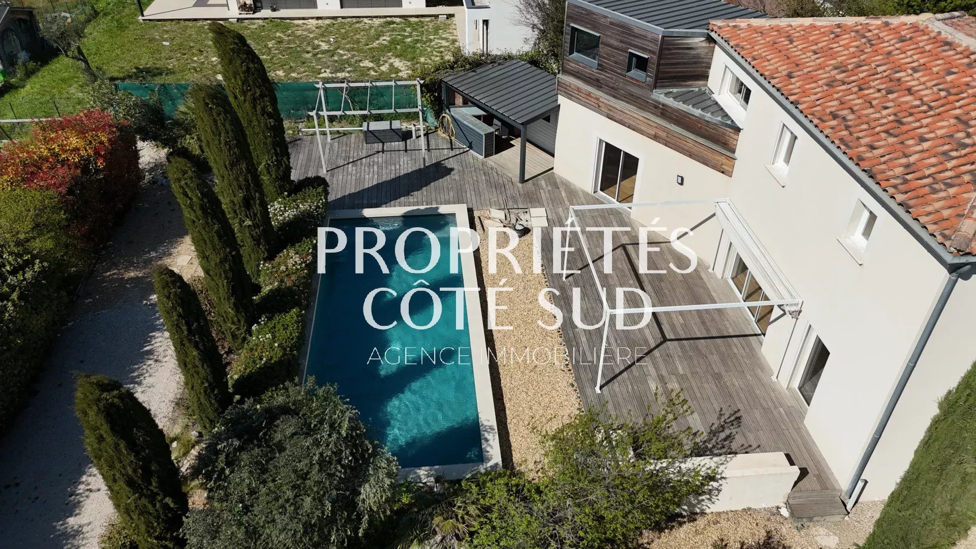Appartement à vendre à Pujaut, 166 m², 5 pièces – photo 3 sur 6